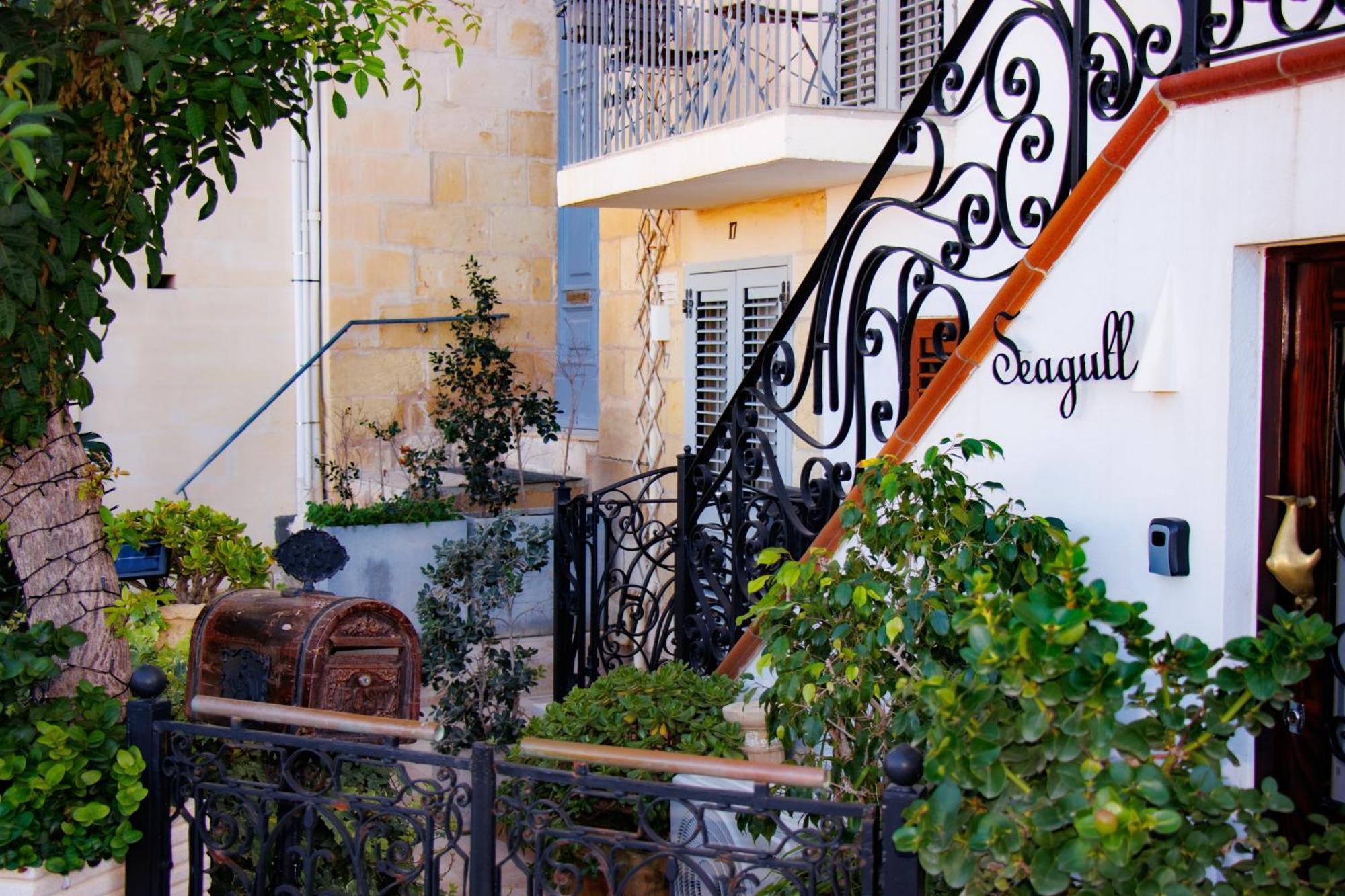 Seagull Birgu - Waterfront Home מראה חיצוני תמונה