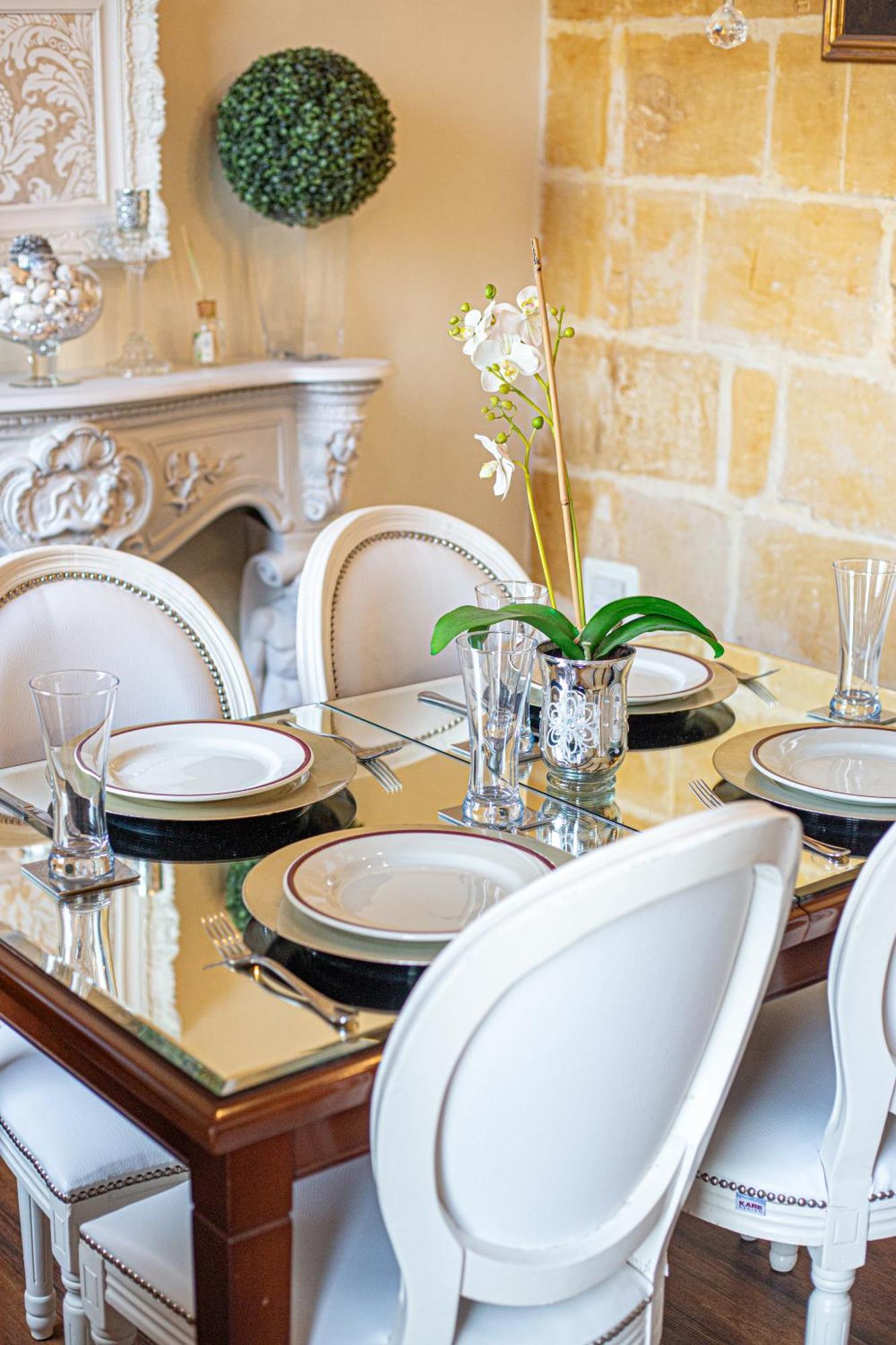 Seagull Birgu - Waterfront Home מראה חיצוני תמונה