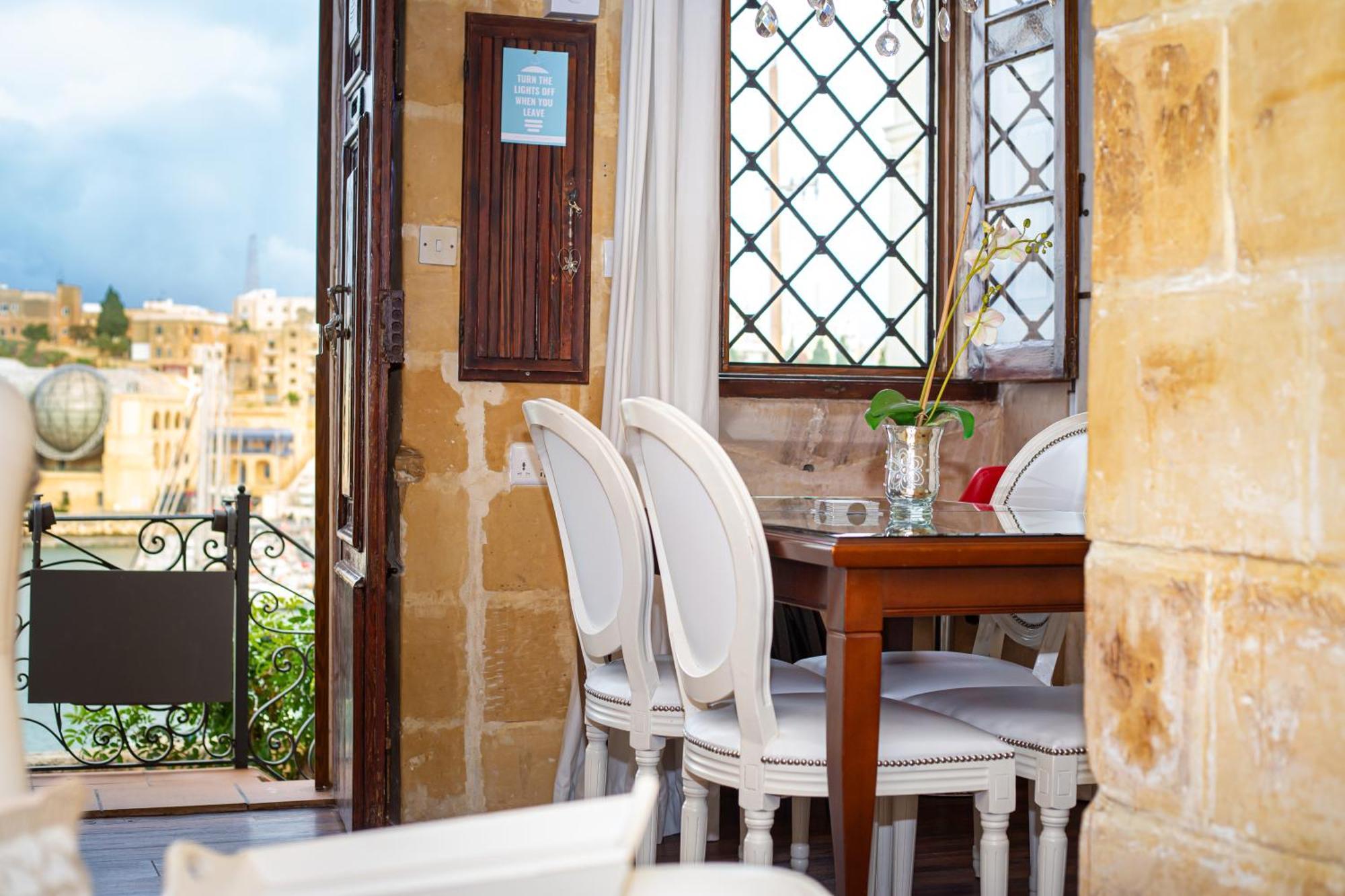 Seagull Birgu - Waterfront Home מראה חיצוני תמונה